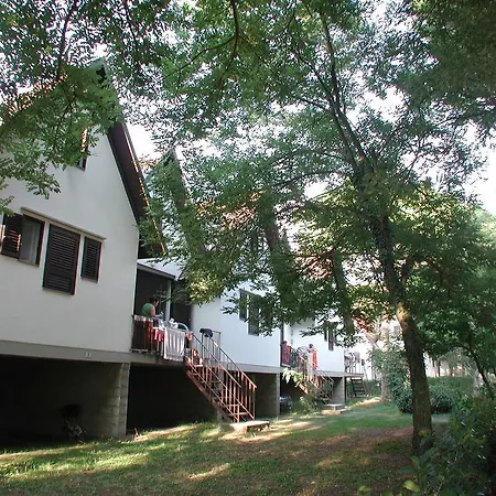 Logonovo Apartment